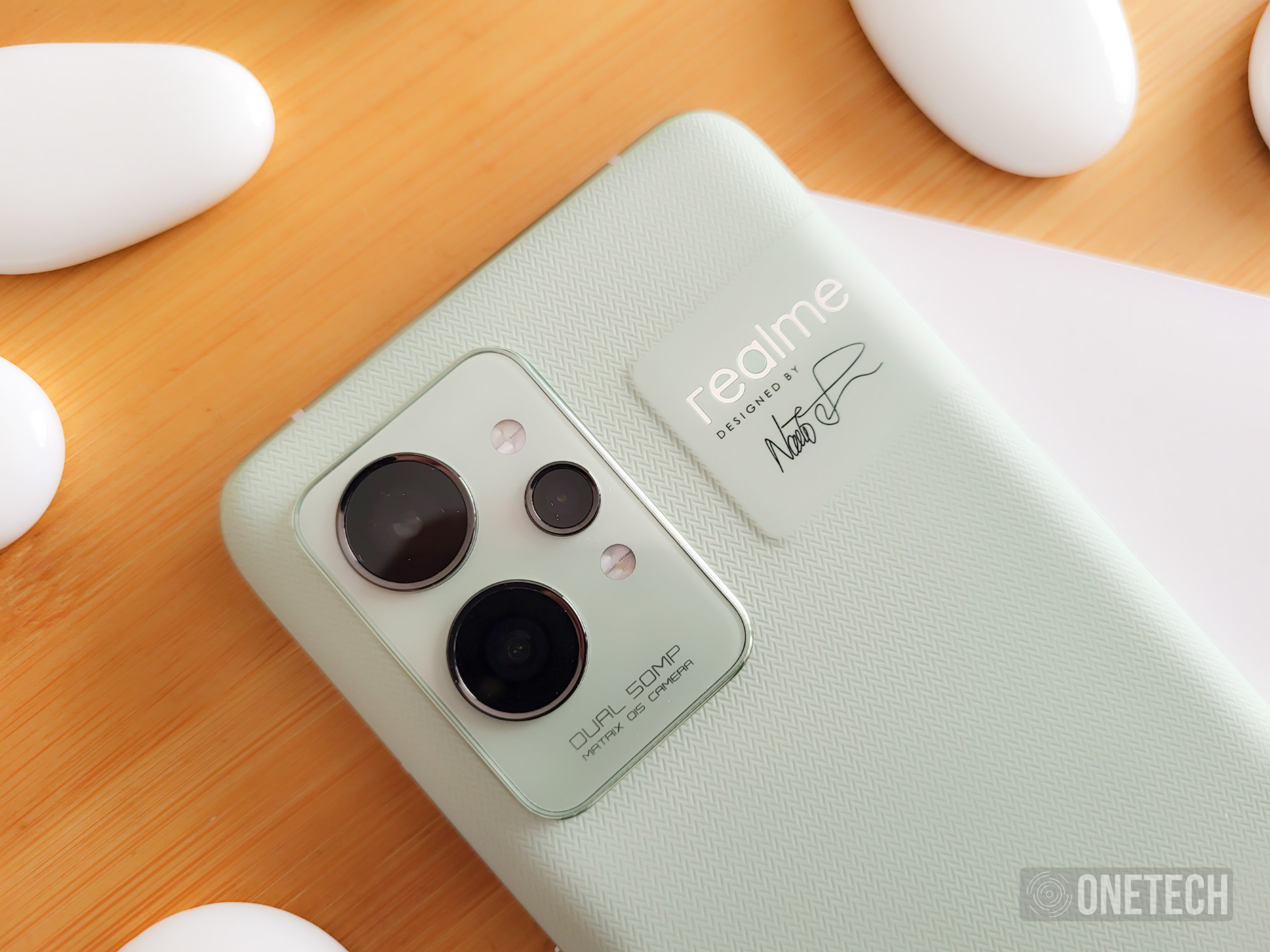Realme GT 2 Pro: Realme va con todo a por la gama alta con un diseño Realme GT 2 Pro